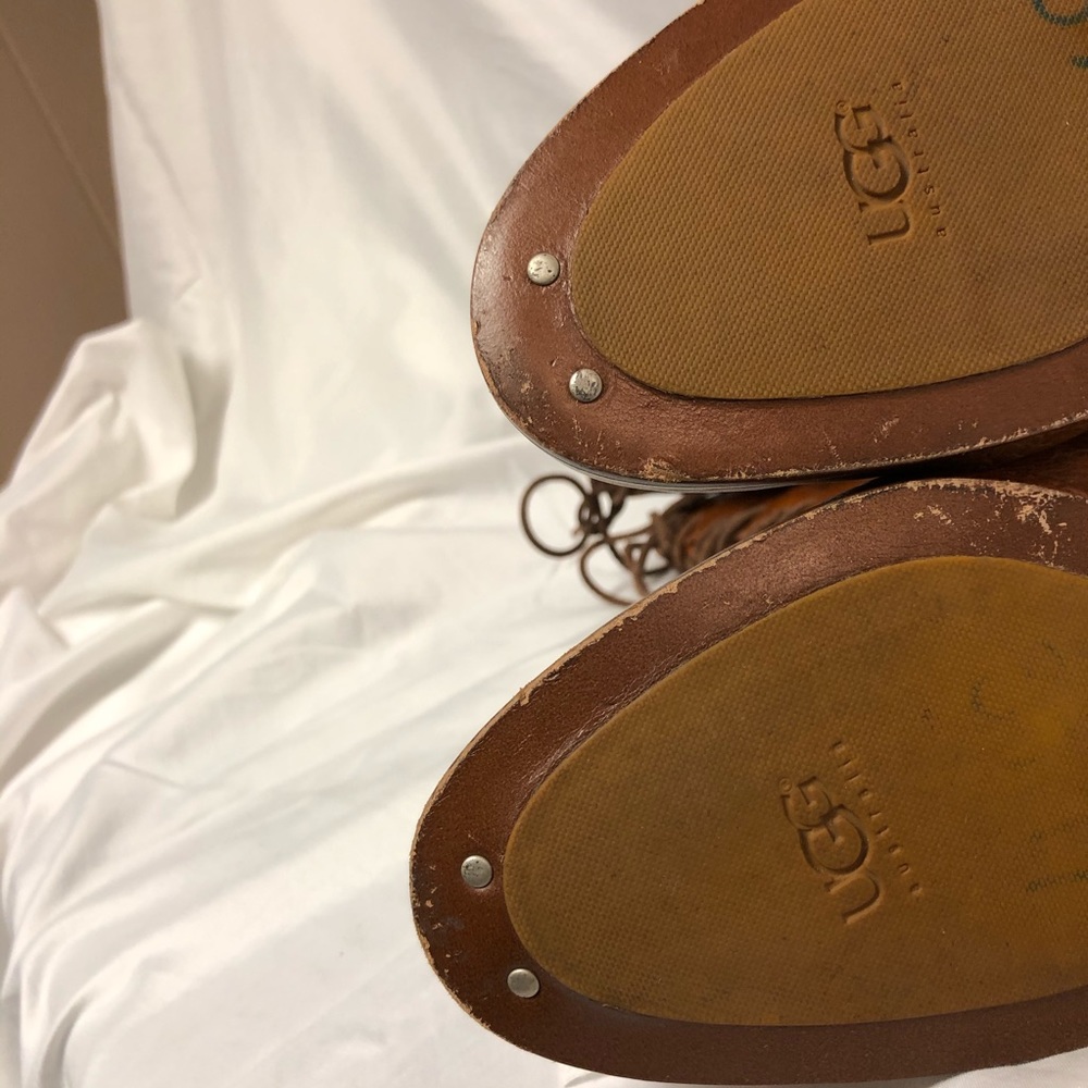UGG boots sz 7.5, excellent condition - Picture 6 of 8